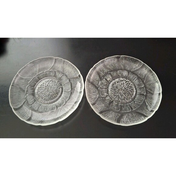 Set of 4 Arcoroc Fleur Clear Glass Cup Saucer Made in France 5 3/8" Discontinued - Picture 1 of 14